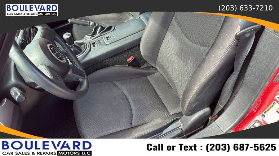 Used 2010 MAZDA MX-5 Miata Sport RWD image 23