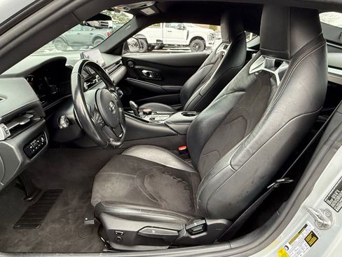 Used 2021 Toyota Supra w/ Safety & Technology Package image 11