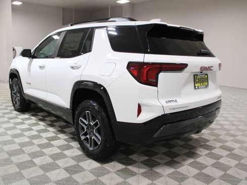 New 2026 GMC Terrain AT4 image 9