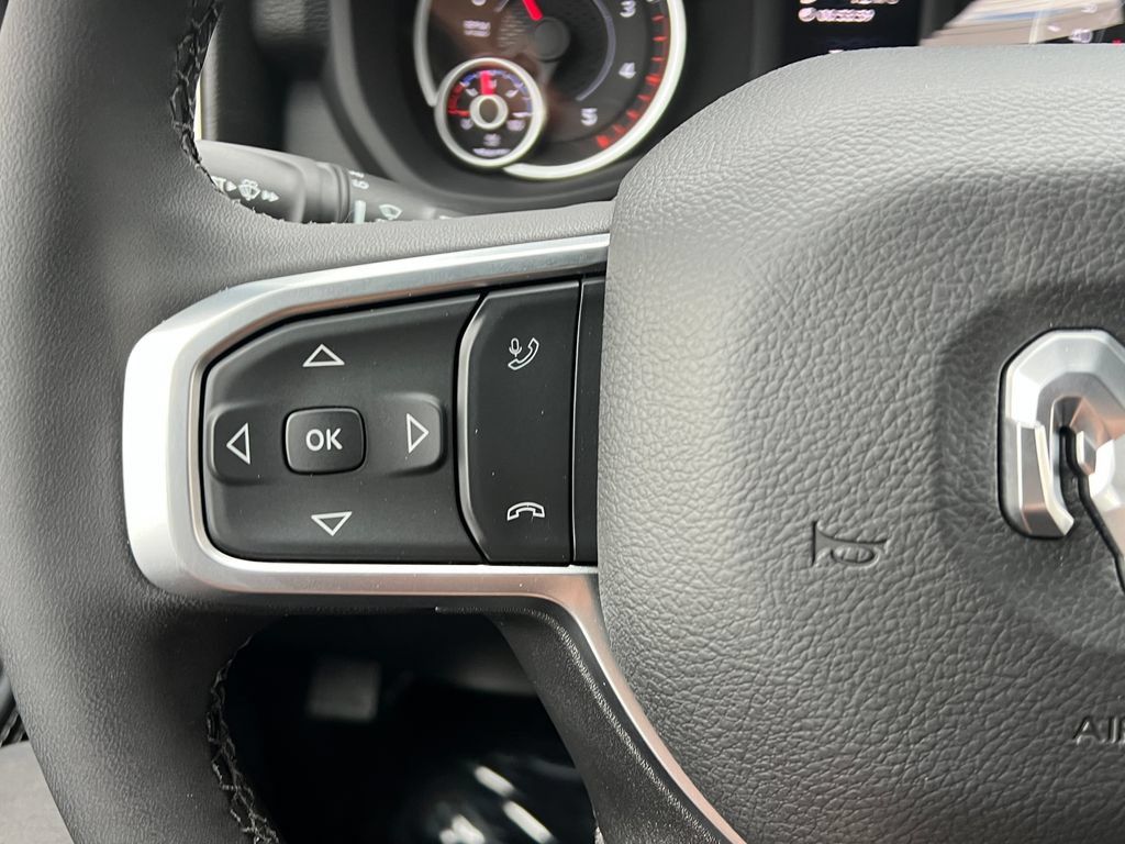 New 2026 RAM 3500 Big Horn AWD/4WD image 24