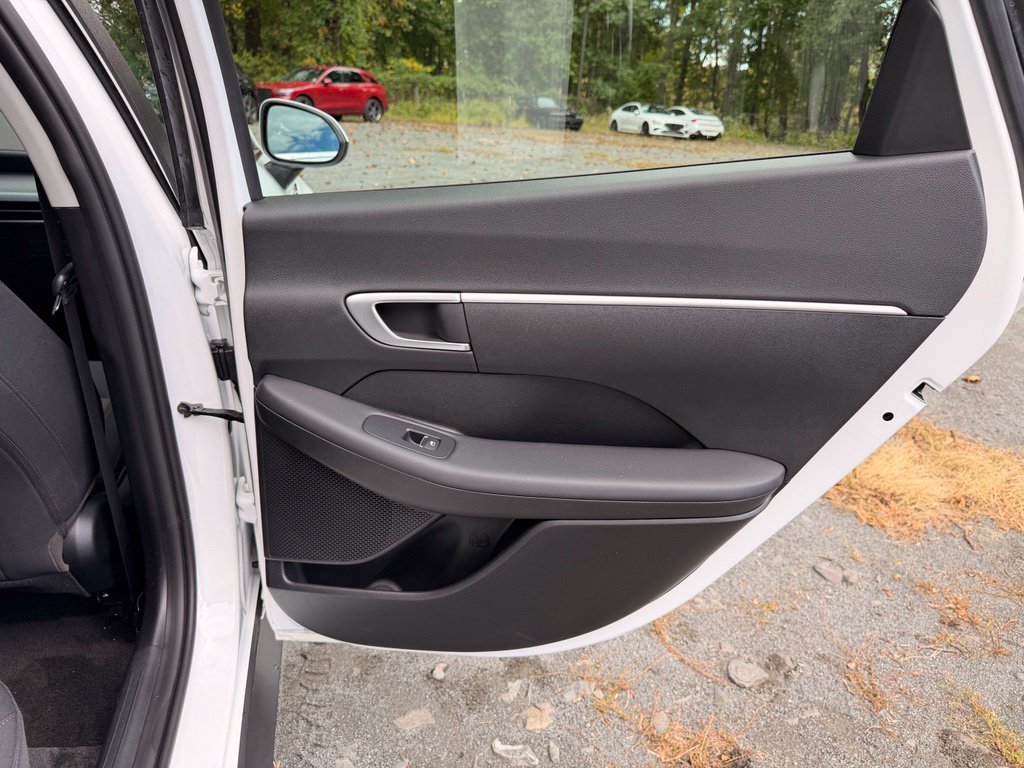 Certified 2026 Hyundai Sonata SE FWD image 11