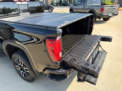 Used 2020 GMC Sierra 1500 AT4 w/ AT4 Premium Package AWD/4WD image 19