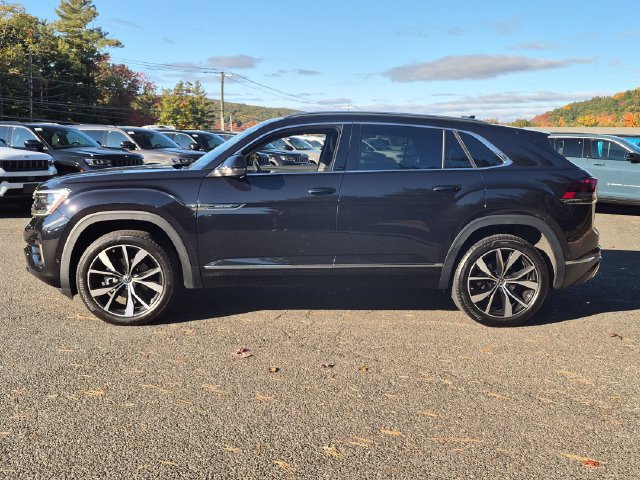Used 2024 Volkswagen Atlas Cross Sport SEL Premium R-Line AWD/4WD image 9