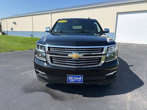 Used 2020 Chevrolet Suburban Premier w/ Max Trailering Package AWD/4WD image 9