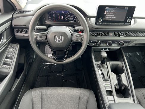 Used 2024 Honda Accord EX image 31