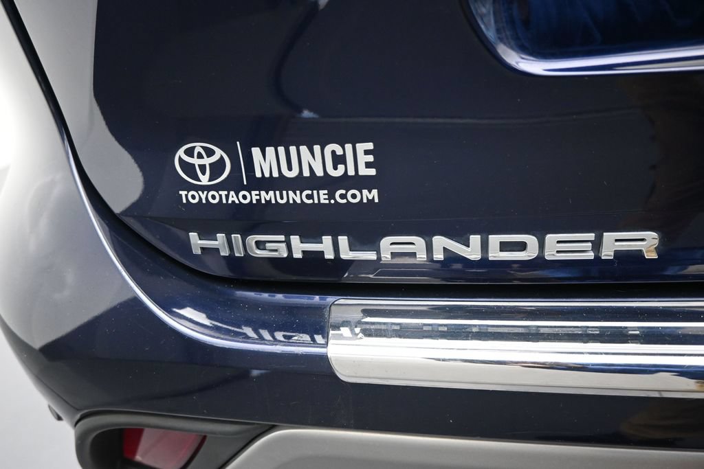 Used 2021 Toyota Highlander Platinum AWD/4WD image 36