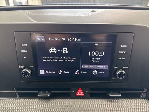 Used 2025 Kia Sportage LX image 22