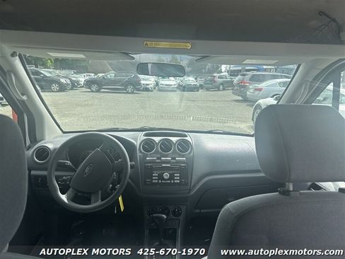 Used 2011 Ford Transit Connect XLT image 26
