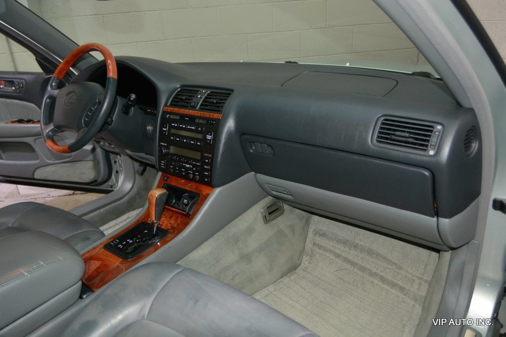 Used 1998 Lexus LS 400 RWD image 14