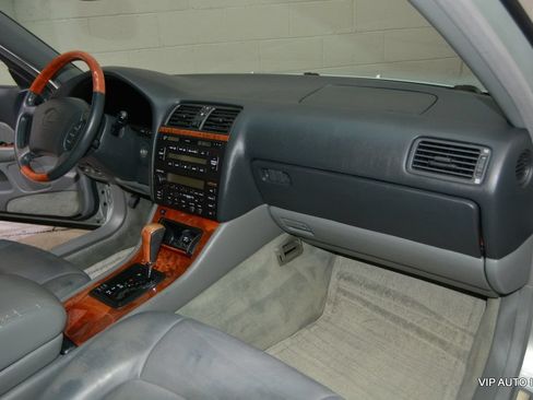 Used 1998 Lexus LS 400 RWD image 14