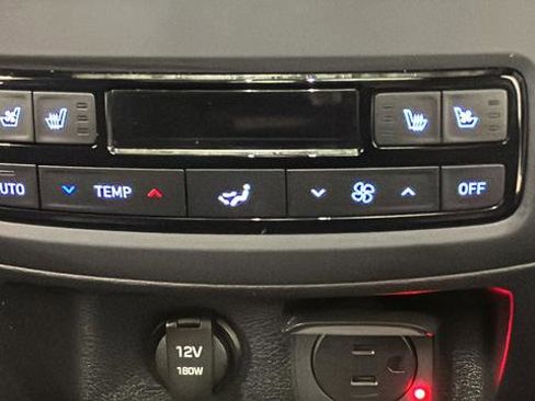 Used 2024 Hyundai Palisade Calligraphy image 40