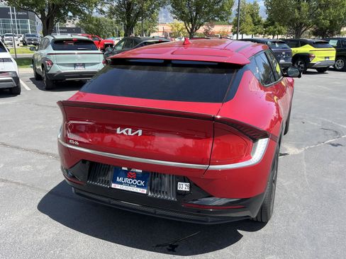 Used 2023 Kia EV6 Wind w/ Wind Technology Package AWD/4WD image 8