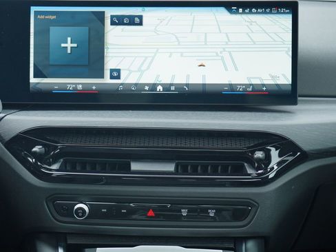 New 2026 BMW 330i Sedan w/ Convenience Package image 14