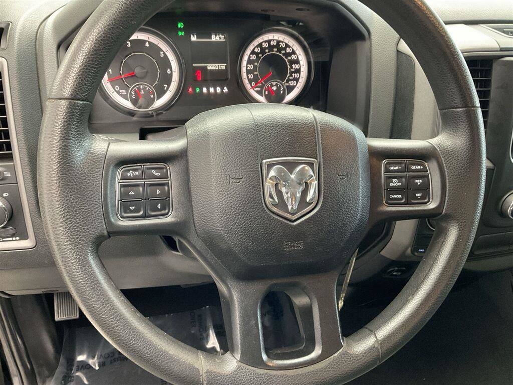 Used 2018 RAM 1500 Express w/ Express Value Package AWD/4WD image 24
