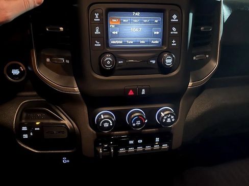 Used 2020 RAM 3500 Tradesman image 13