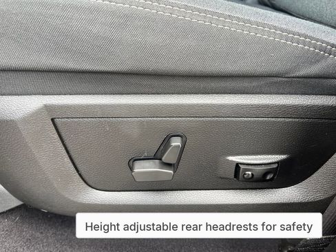 Used 2022 RAM 1500 Classic Warlock w/ Electronics Group image 12