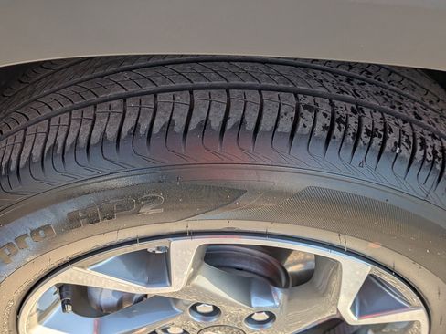 Used 2025 Chevrolet Trax LT w/ LT Convenience Package image 13