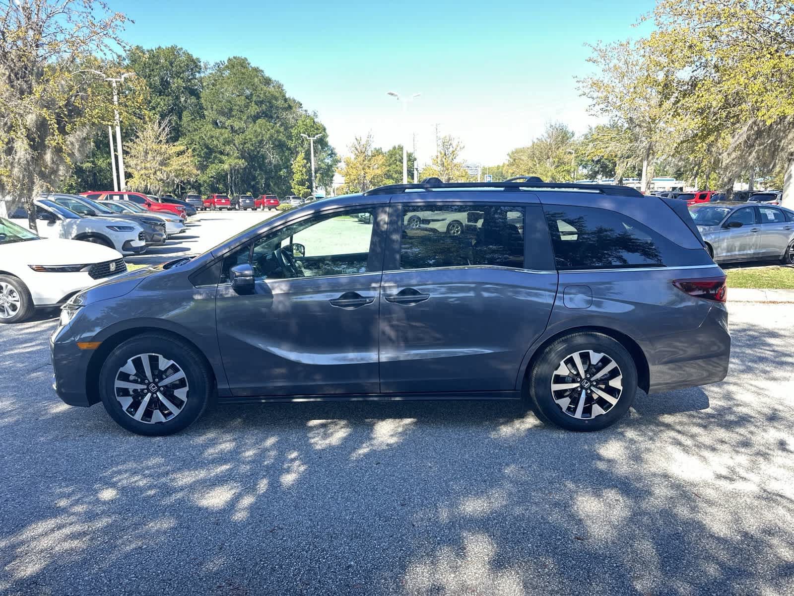 New 2027 Honda Odyssey EX-L image 3