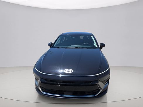 Used 2025 Hyundai Sonata SEL FWD image 6