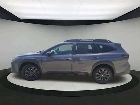 New 2025 Subaru Outback Onyx Edition XT image 4