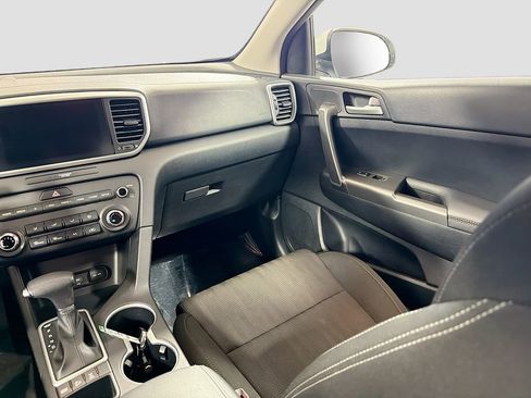 Used 2022 Kia Sportage LX image 22