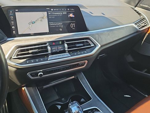 Used 2021 BMW X5 xDrive45e w/ M Sport Package AWD/4WD image 10