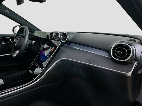 Certified 2025 Mercedes-Benz C 300 4MATIC Sedan image 38