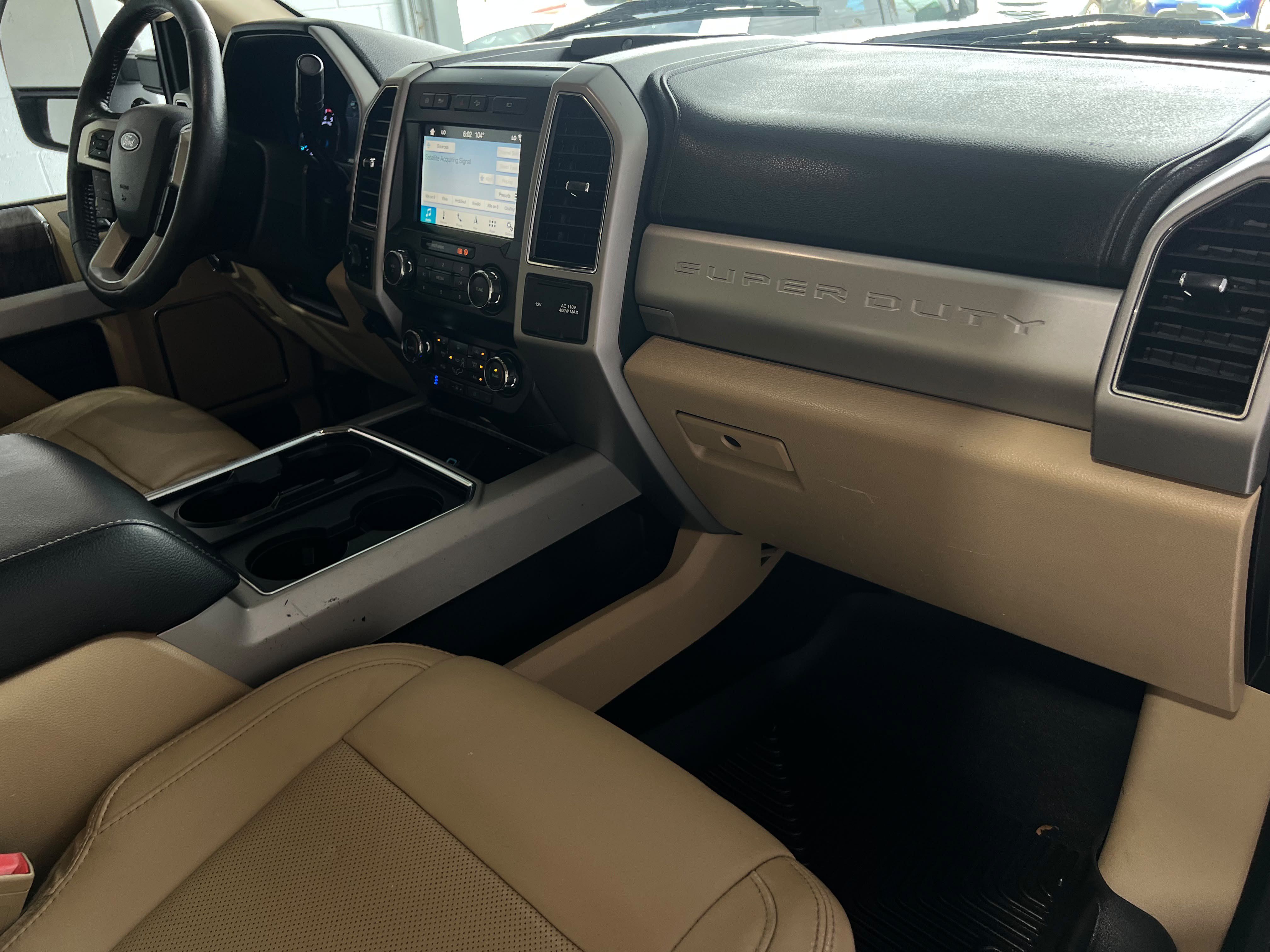 Used 2019 Ford F250 Lariat w/ Lariat Ultimate Package AWD/4WD image 18