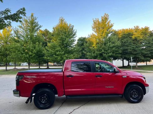 Used 2007 Toyota Tundra SR5 w/ TRD Off-Road Pkg image 7