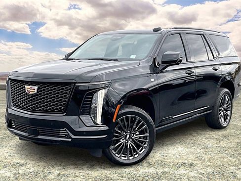 Certified 2025 Cadillac Escalade Sport Platinum w/ LPO, Floor Liner Package image 3