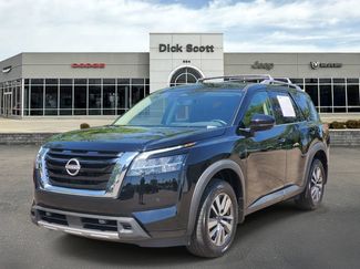 Used 2024 Nissan Pathfinder SL AWD/4WD video 2