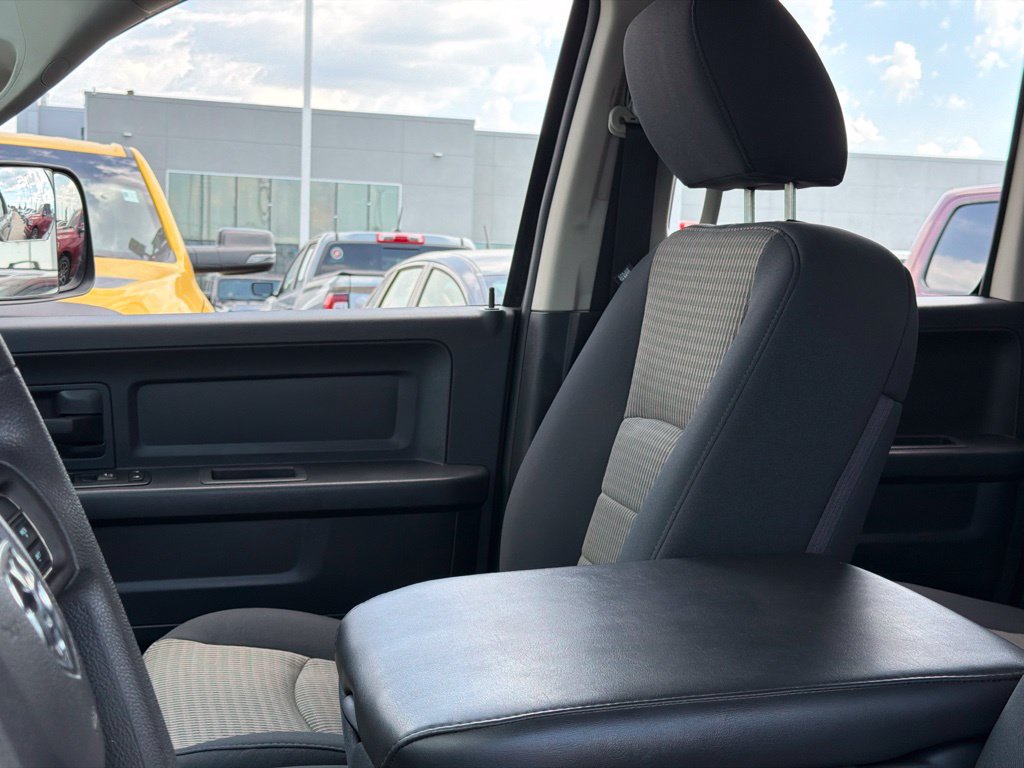 Used 2012 RAM 1500 Express AWD/4WD image 9