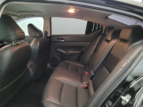 Used 2019 Nissan Altima 2.5 SR w/ SR Premium Package AWD/4WD image 18