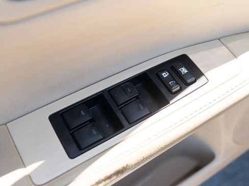 Used 2014 Lexus ES 350 w/ Premium Package FWD image 44