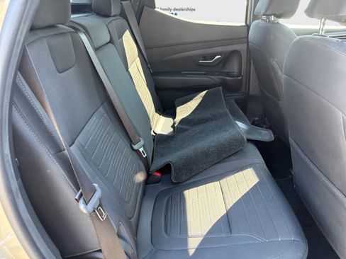 Used 2023 Hyundai Santa Cruz SEL Premium AWD/4WD image 16