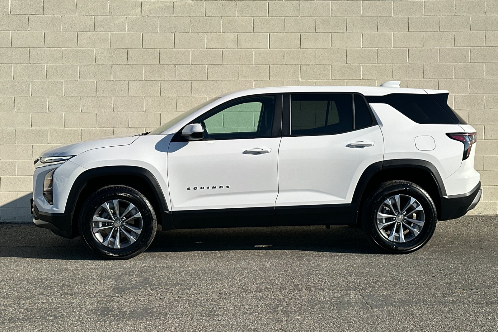 Certified 2025 Chevrolet Equinox LT FWD image 7