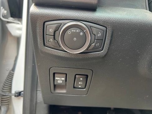 Used 2019 Ford F150 XLT w/ Equipment Group 302A Luxury AWD/4WD image 21