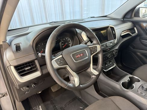Used 2018 GMC Terrain SLE FWD image 4