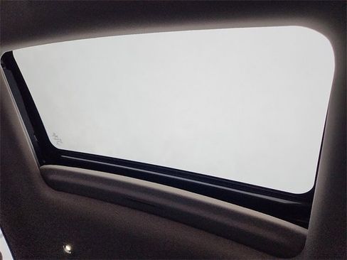 Used 2023 Honda HR-V EX-L image 14