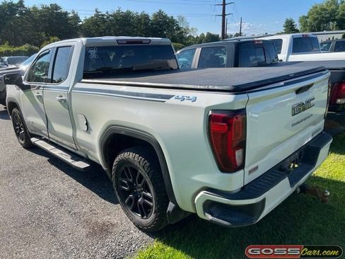 Used 2020 GMC Sierra 1500 Elevation w/ Elevation Value Package AWD/4WD image 4