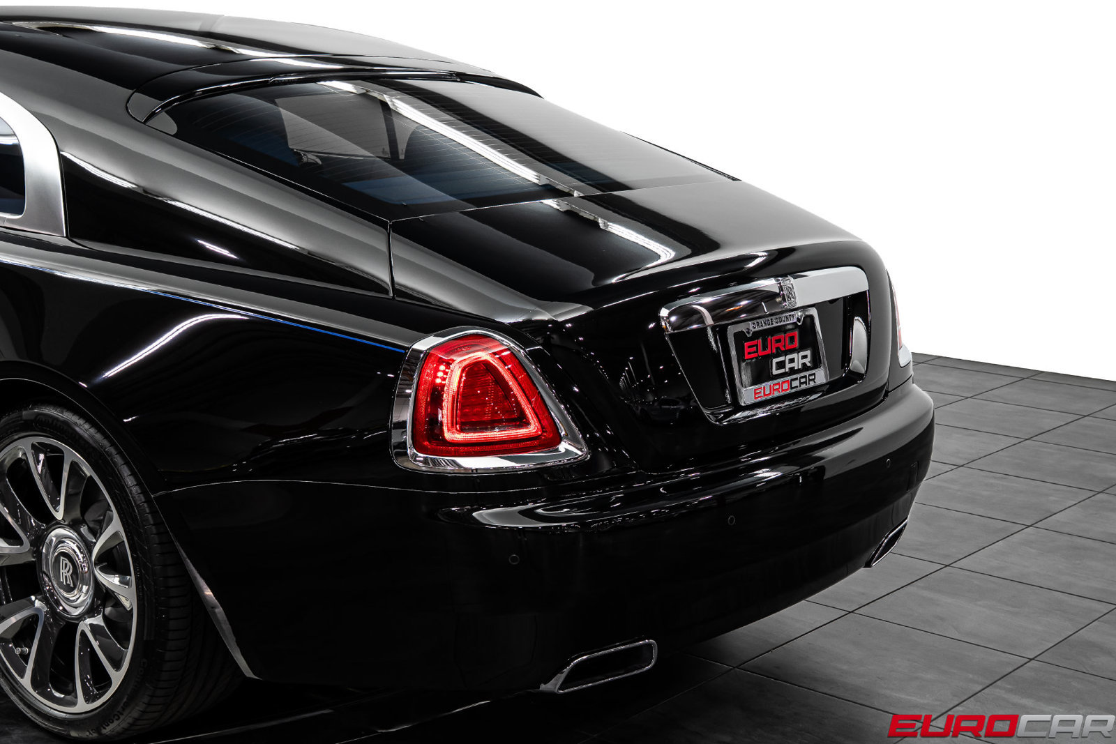 Used 2020 Rolls-Royce Wraith RWD image 18