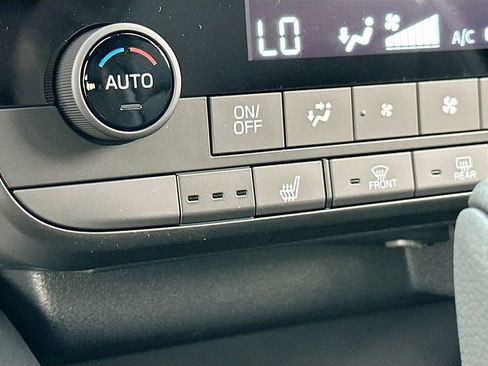 New 2026 Subaru Outback Limited image 21