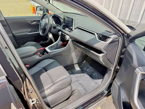 Used 2020 Toyota RAV4 TRD Off-Road w/ TRD Off-Road Weather Package AWD/4WD image 21