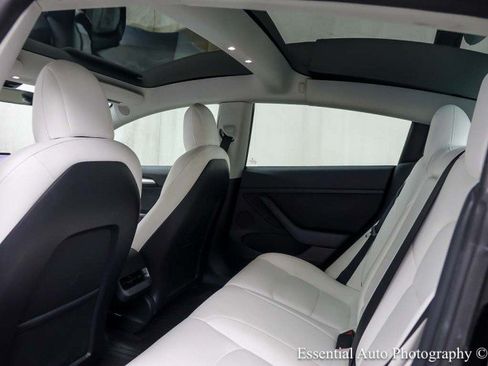 Used 2022 Tesla Model 3 RWD image 14