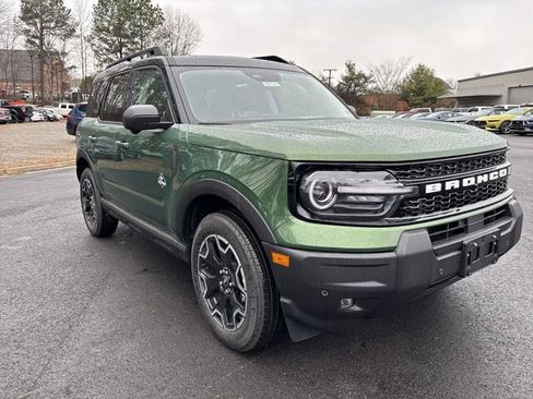 New 2025 Ford Bronco Sport Outer Banks w/ Outer Banks Tech Package+ image 2