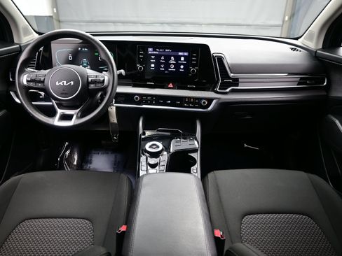 Used 2023 Kia Sportage LX AWD/4WD image 16