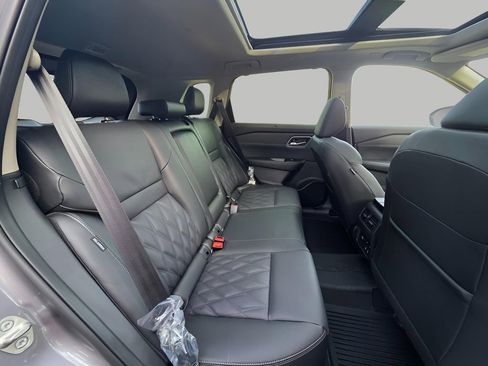 New 2026 Nissan Rogue Platinum w/ Platinum Premium Package image 10