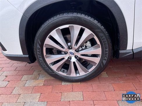 Used 2022 Subaru Ascent Limited image 10