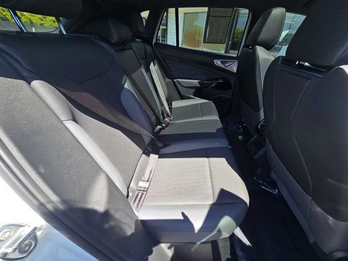 Used 2023 Volkswagen ID.4 Pro S RWD image 12