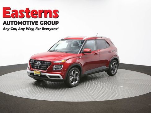 Used 2024 Hyundai Venue Limited FWD image 55